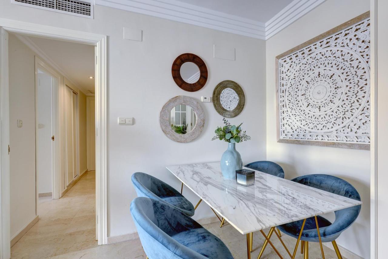 Appartement Lujo En Banana Primera Linea De Playa Marbella