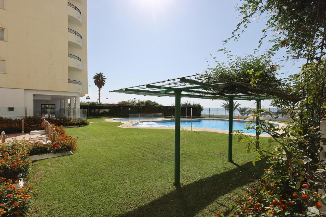 Appartement Lujo En Banana Primera Linea De Playa Marbella
